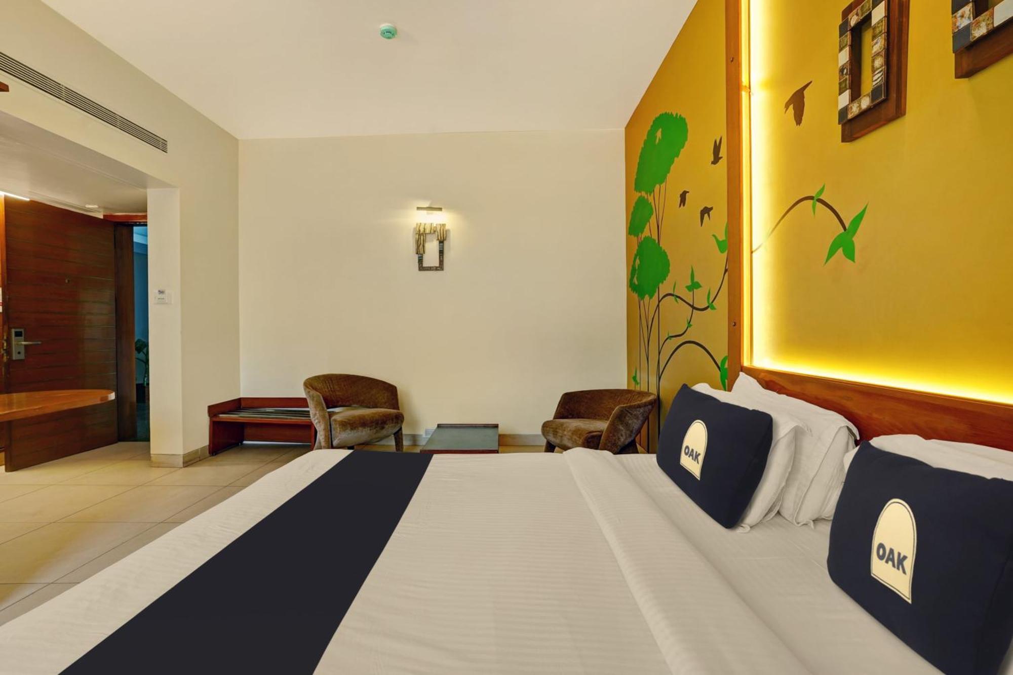 Astra Hotels & Suites - Marathalli Бангалор Екстериор снимка