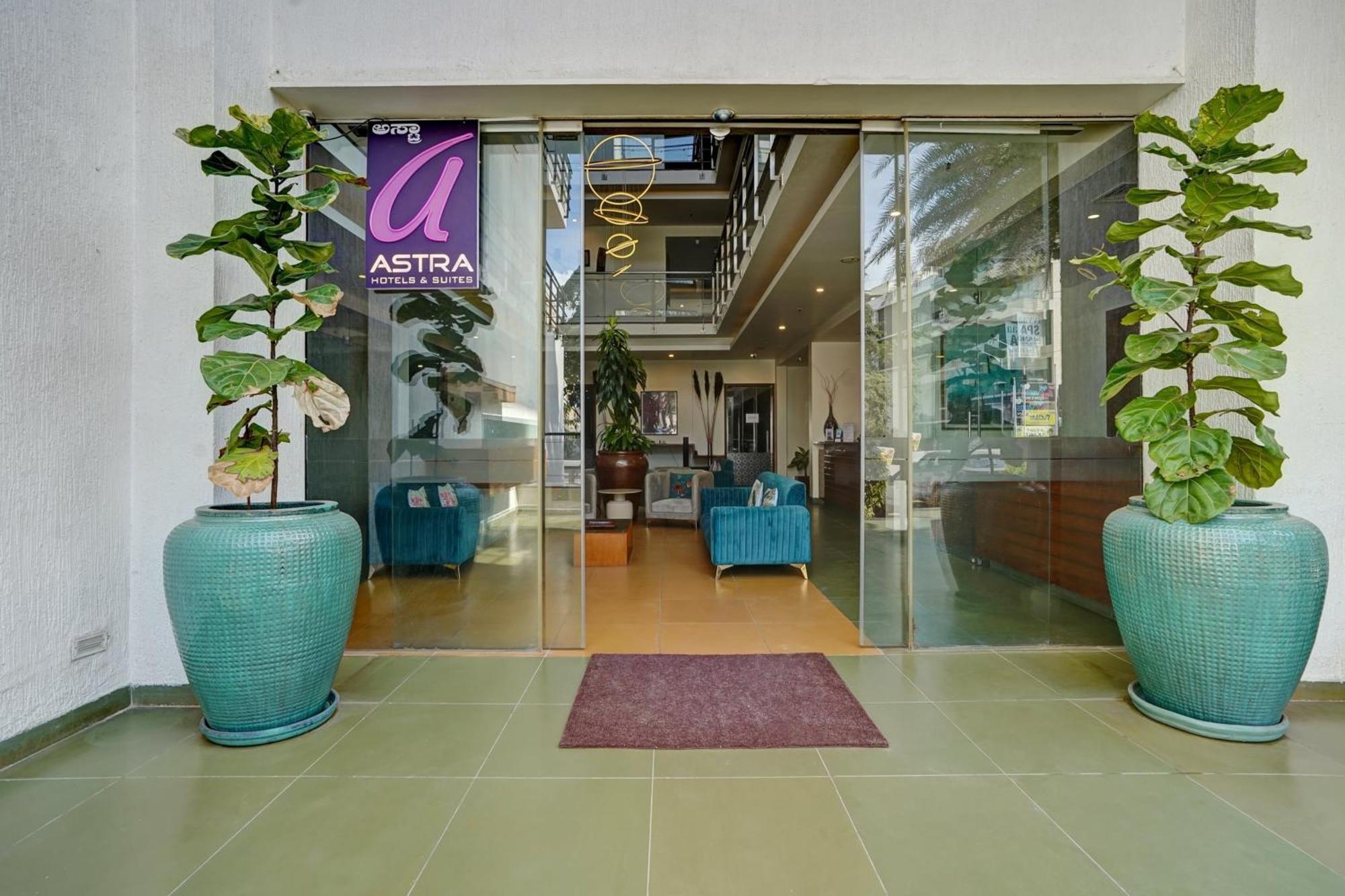 Astra Hotels & Suites - Marathalli Бангалор Екстериор снимка
