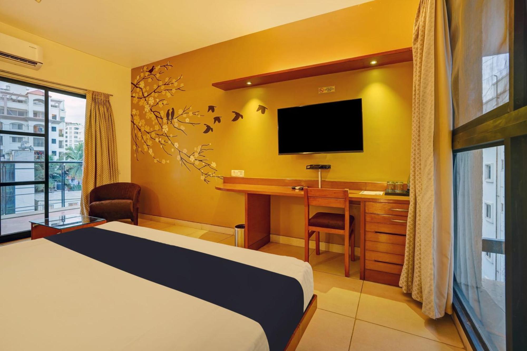 Astra Hotels & Suites - Marathalli Бангалор Екстериор снимка