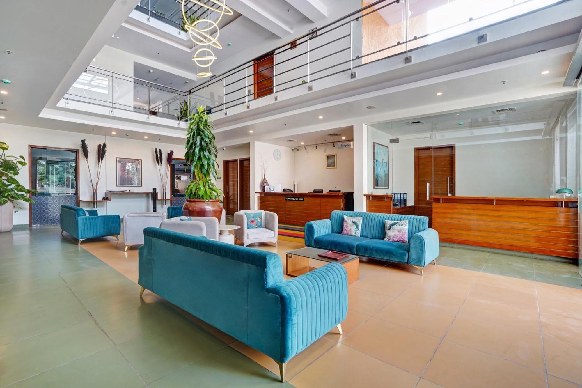 Astra Hotels & Suites - Marathalli Бангалор Екстериор снимка